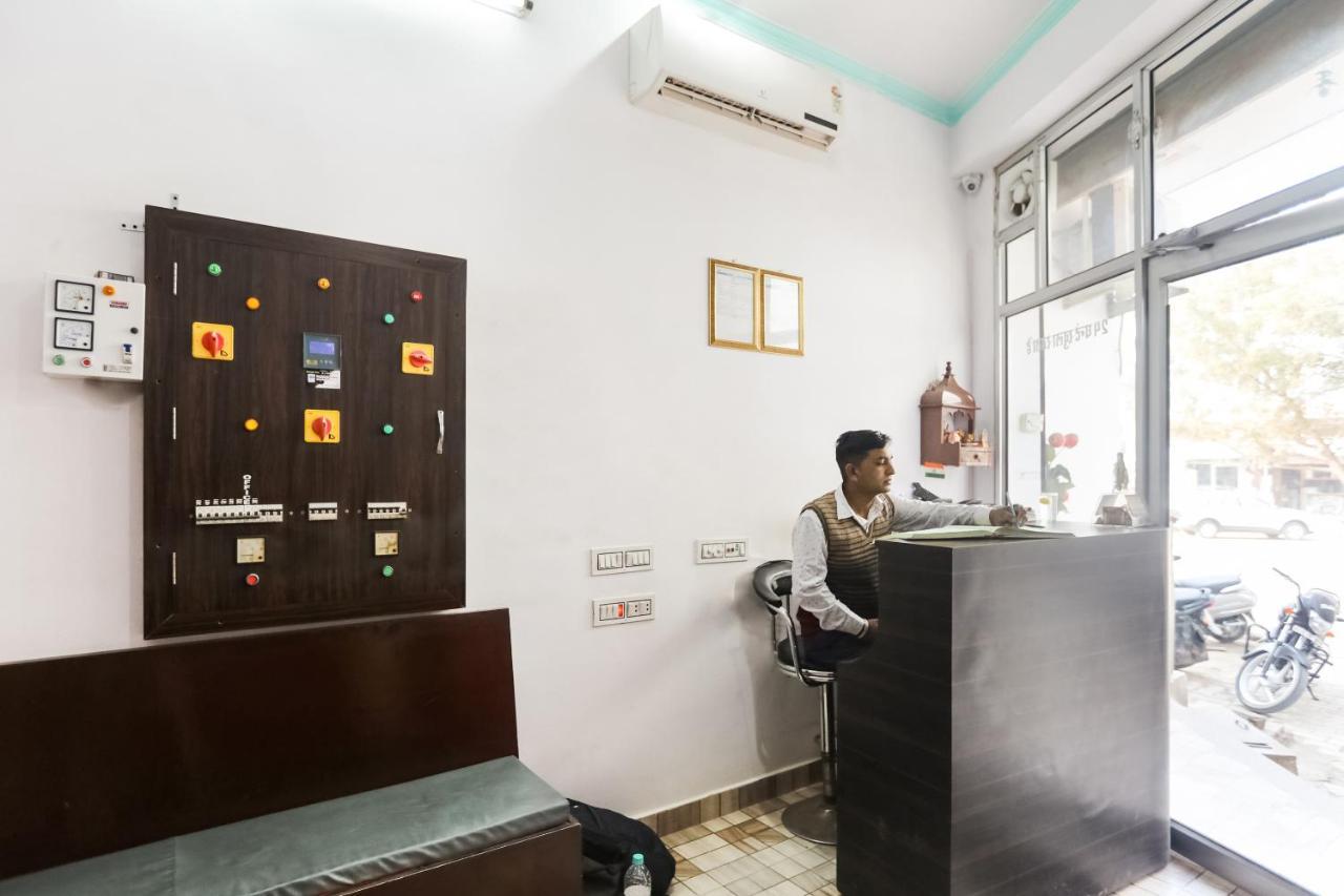 Oyo 69534 Hotel Nanda Tower Hanumāngarh Eksteriør bilde
